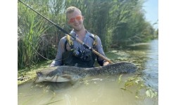 Reel Zfish Catfish Zeus ZX 8000