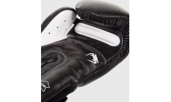Venum Giant 3.0 Boxing Gloves - Nappa Leather - Black