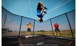 BERG SPORTS Ultim Pro Bouncer Regular 5x5 + Safety Net XL