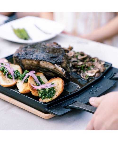 Ooni double-sided cast iron pan
