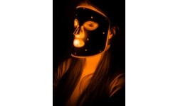 Rechargeable Silicone LED Light Therapy Mask inSPORTline Santorina