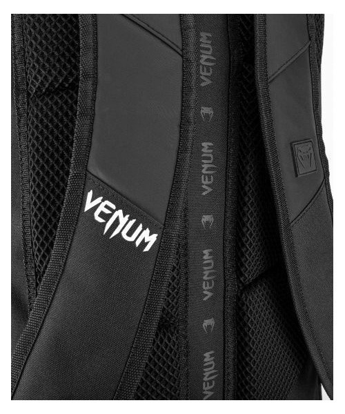 Seljakott Venum Challenger Xtrem Evo, must/valge