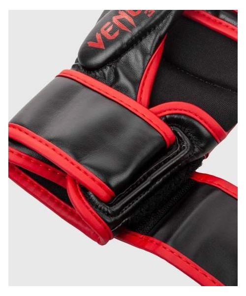 Treeningkindad Venum Challenger 3.0, must/punane