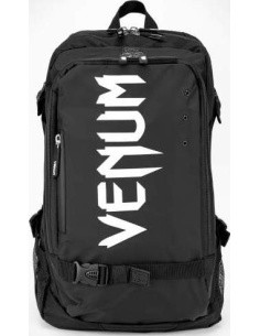 Seljakott Venum Challenger Pro Evo, must/valge