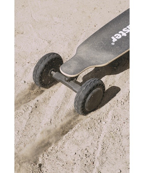 Beaster BSSK12 Electric Skateboard, 7.5 Ah, Canadian Maple Deck