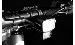 Esituli Trelock LS 890-T Lighthammer 100 Lux E-Bike 12V
