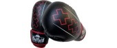 Buffalo Outrage boxing gloves black and red 10oz